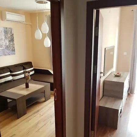 Victorio Lux Apartment *